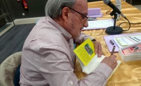 Signant llibre Calella